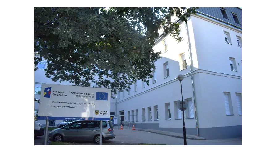 Postępy termomodernizacji budynku Urzędu Gminy Kłodzko
