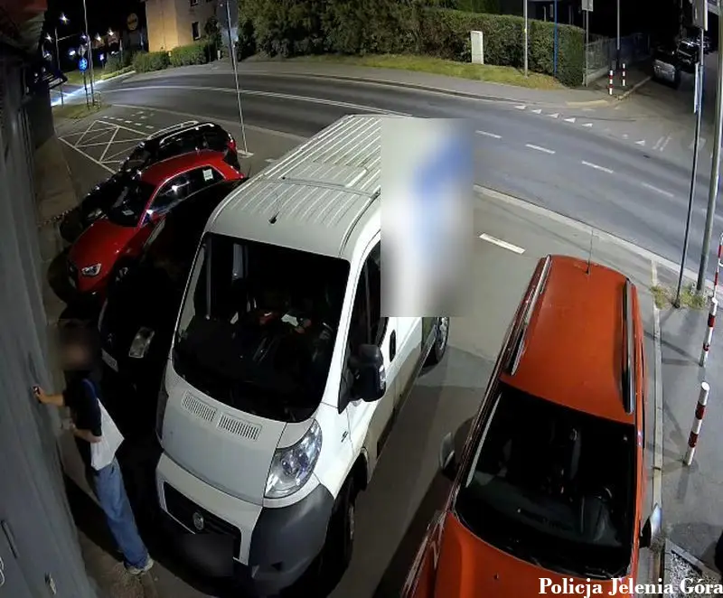 19-letni wandal zatrzymany za malowanie budynku w Jeleniej Górze