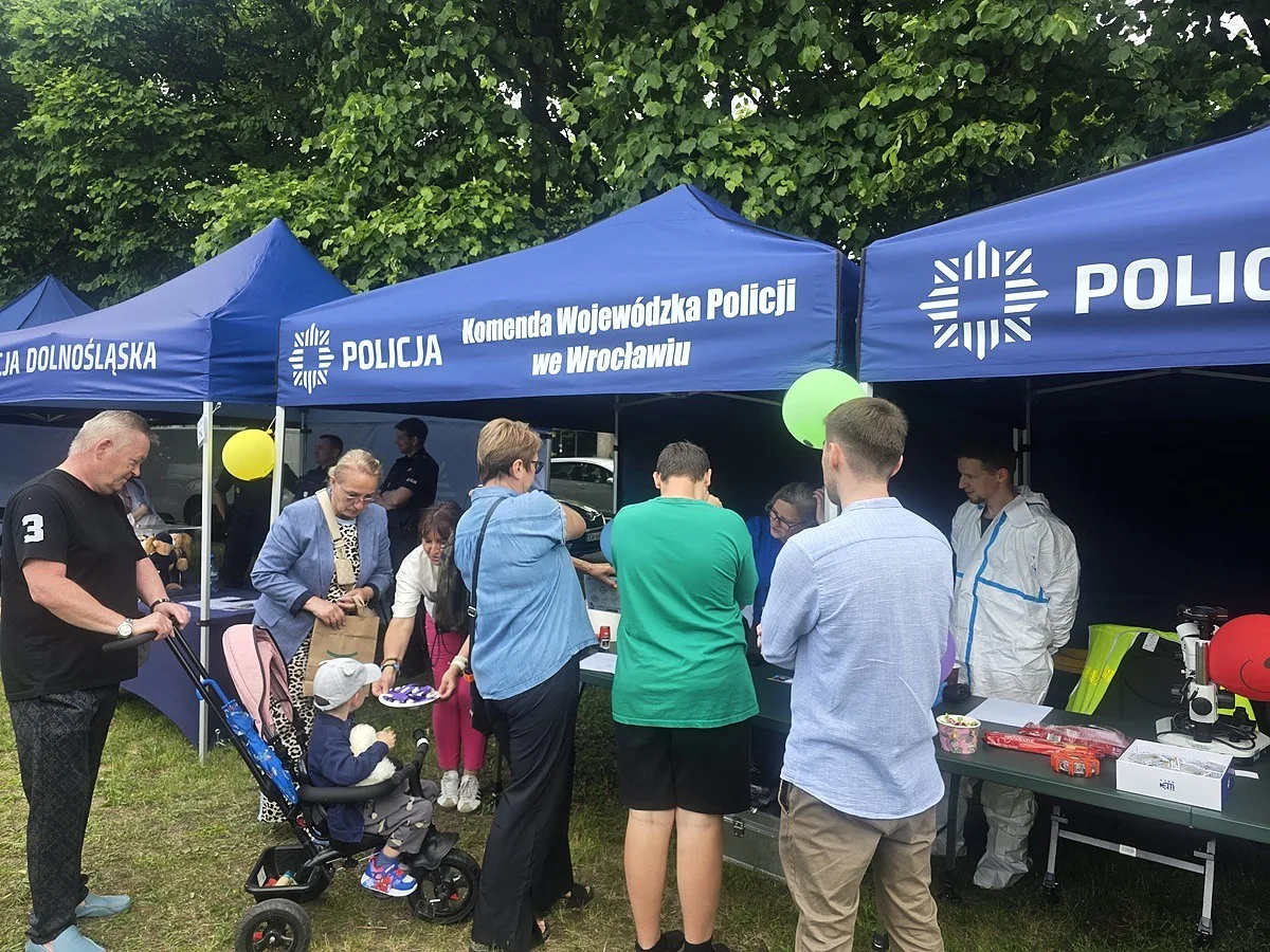 Dolnośląska Policja uczestniczyła w wydarzeniu „Służby Dzieciom”