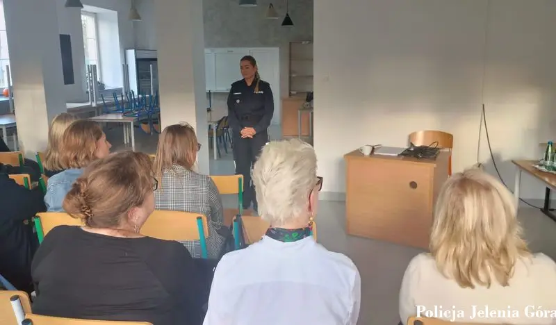 Szkolenie dla pedagogów na temat bezpieczeństwa w placówkach oświatowych