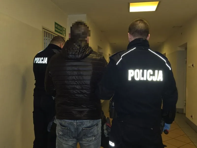 Zatrzymanie 28-latka poszukiwanego Europejskim Nakazem Aresztowania w Zawidowie