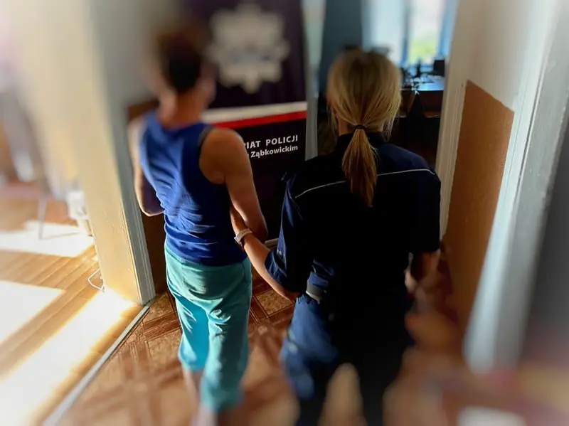 Kobieta pod wpływem alkoholu prowadziła samochód z dwojgiem dzieci