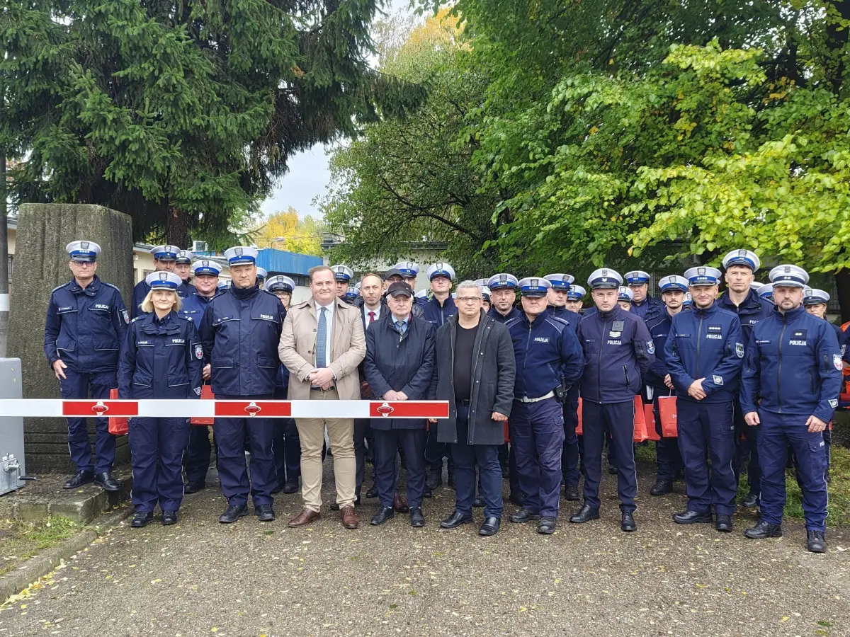 Dolnośląska Policja podnosi bezpieczeństwo na przejazdach kolejowych