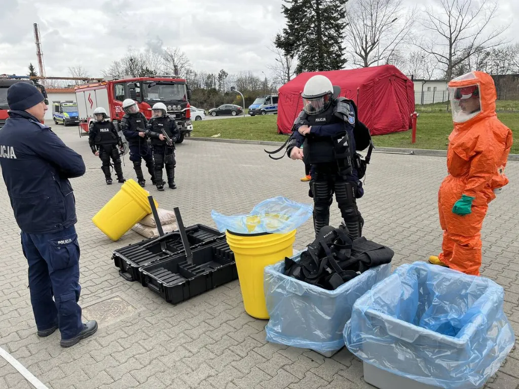 Policjanci SPPP w Legnicy przygotowani na zagrożenia CBRN-E