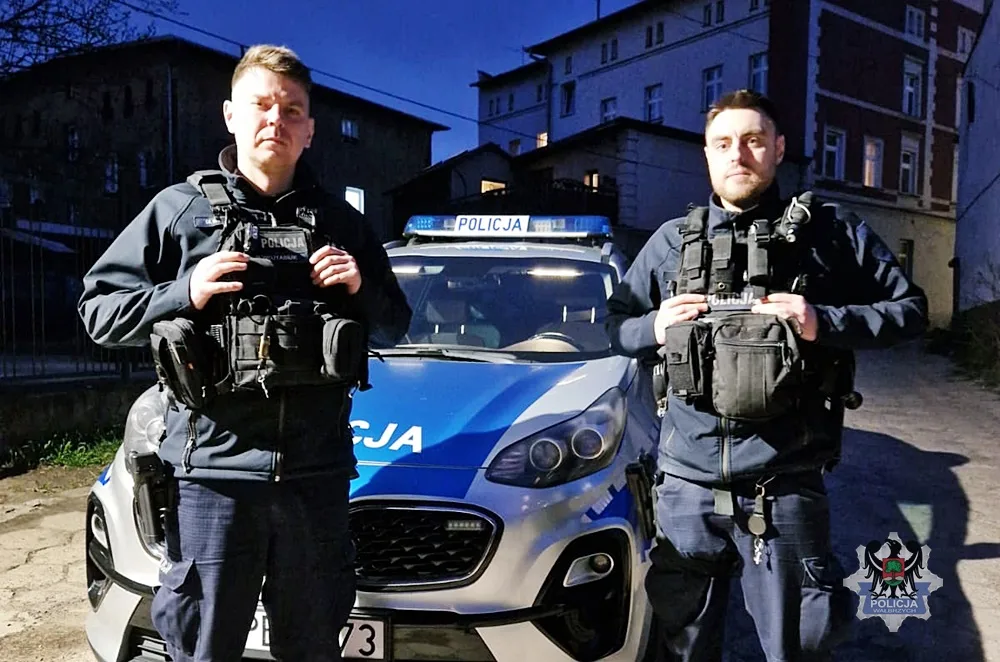 Policjanci z Boguszowa uratowali życie 84-letniemu mężczyźnie