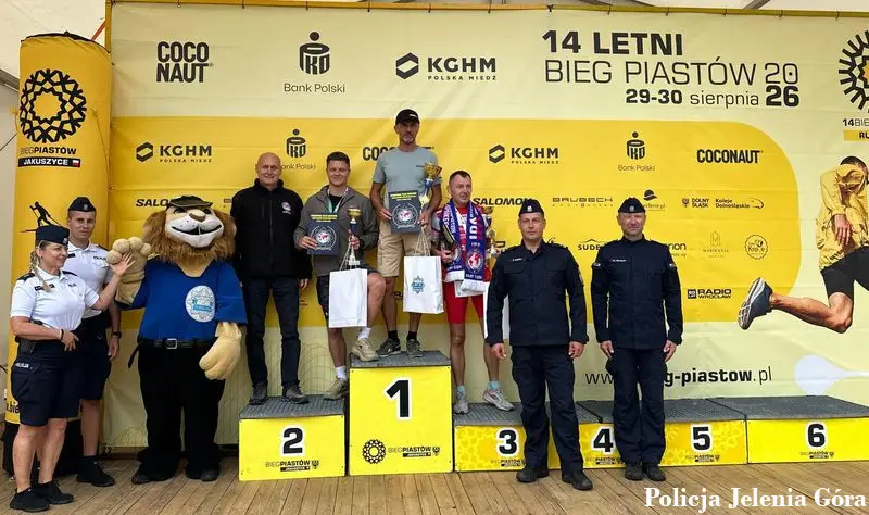 Policjanci z Jeleniej Góry osiągają sukcesy na Letnim Biegu Piastów