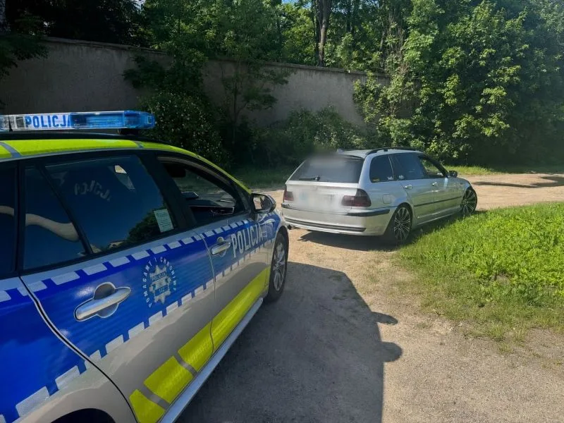 Utrata prawa jazdy za drift na skrzyżowaniu