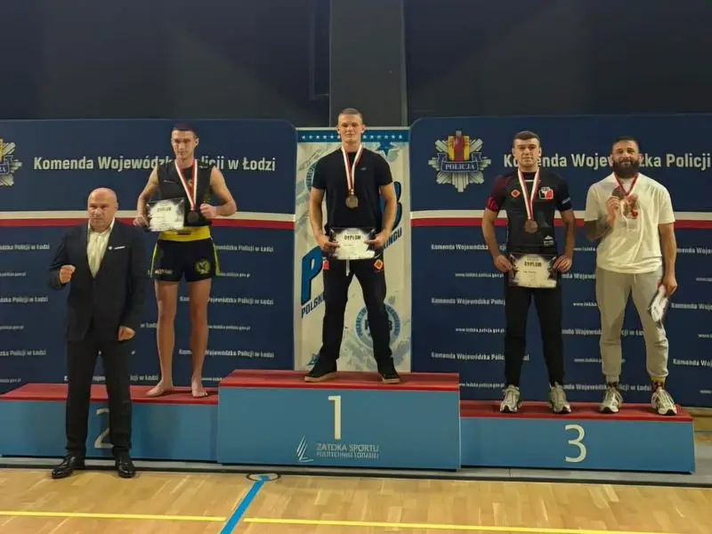 Medale dla dolnośląskich policjantów na Mistrzostwach Polski Służb Mundurowych w Kickboxingu