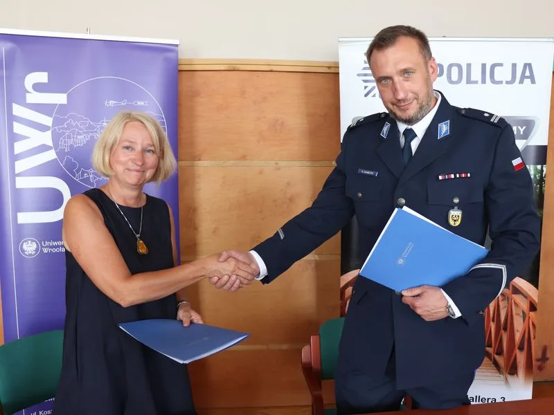 Współpraca Wydziału Nauk Społecznych UWr z Policją w Oleśnicy na rzecz bezpieczeństwa