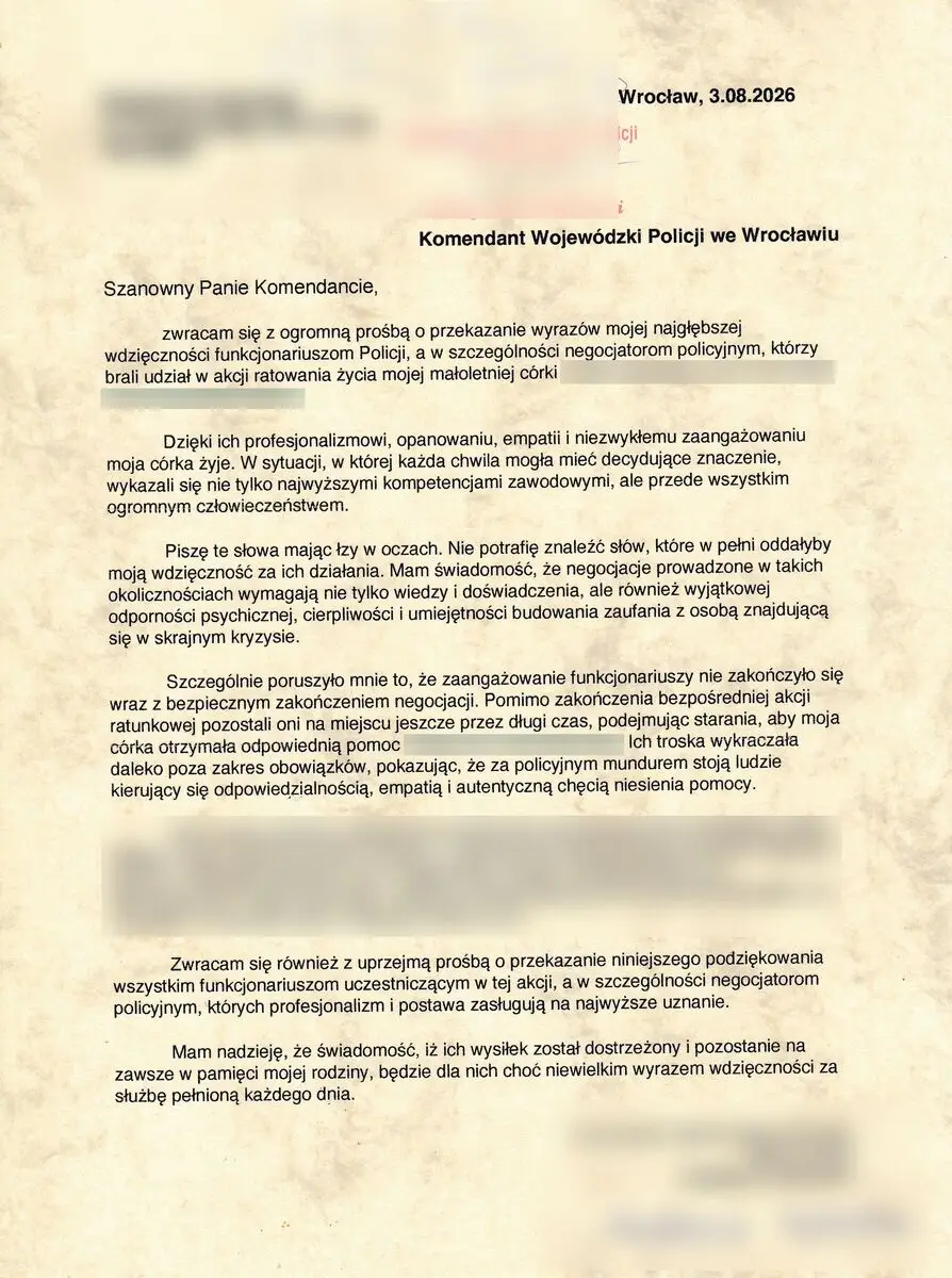 Matka podziękowała wrocławskim policjantom za uratowanie życia córki