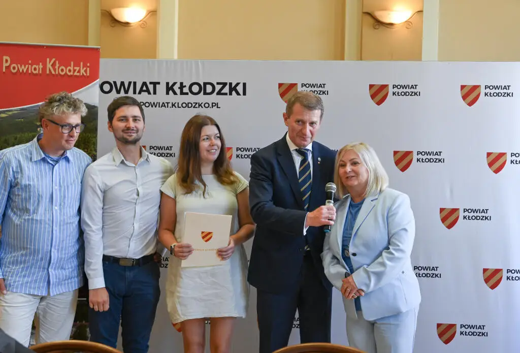 Spotkanie o rozwoju turystyki na ziemi kłodzkiej z udziałem Wiceministra Sportu